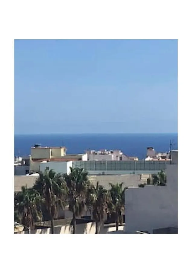 アパート Apartamentos Cerca Del Aeropuerto インヘニオ