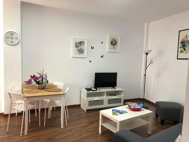 Apartamentos cerca del Aeropuerto Ingenio